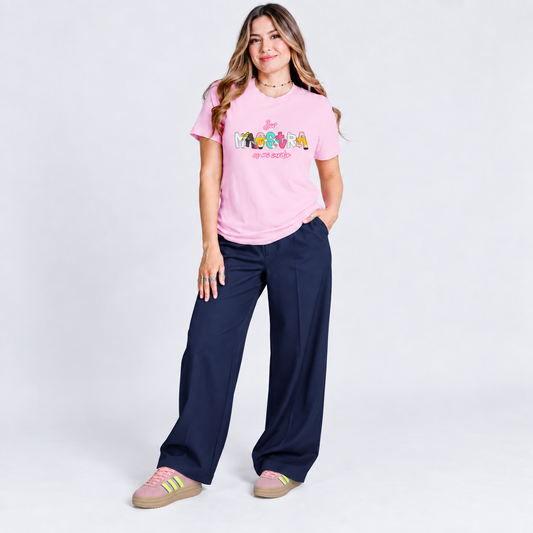 Ser maestra es mi cardio con pantalón y tenis, foto de conjunto